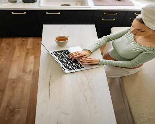 代孕成功包男孩，排卵期同房后几天能测出是否受孕？卵泡不大能正常怀孕吗？