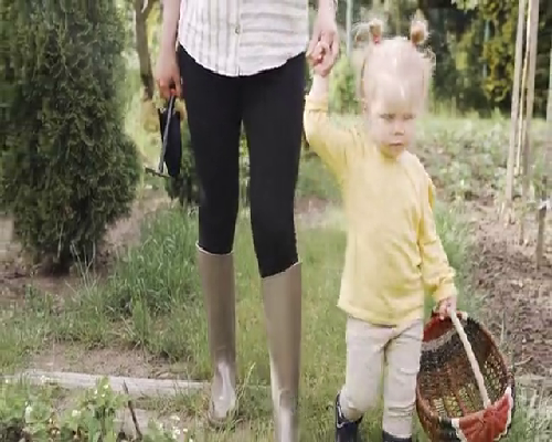 广州第三代供卵试管机构：女人做试管的最佳年龄？多大年龄不能生孩子了？