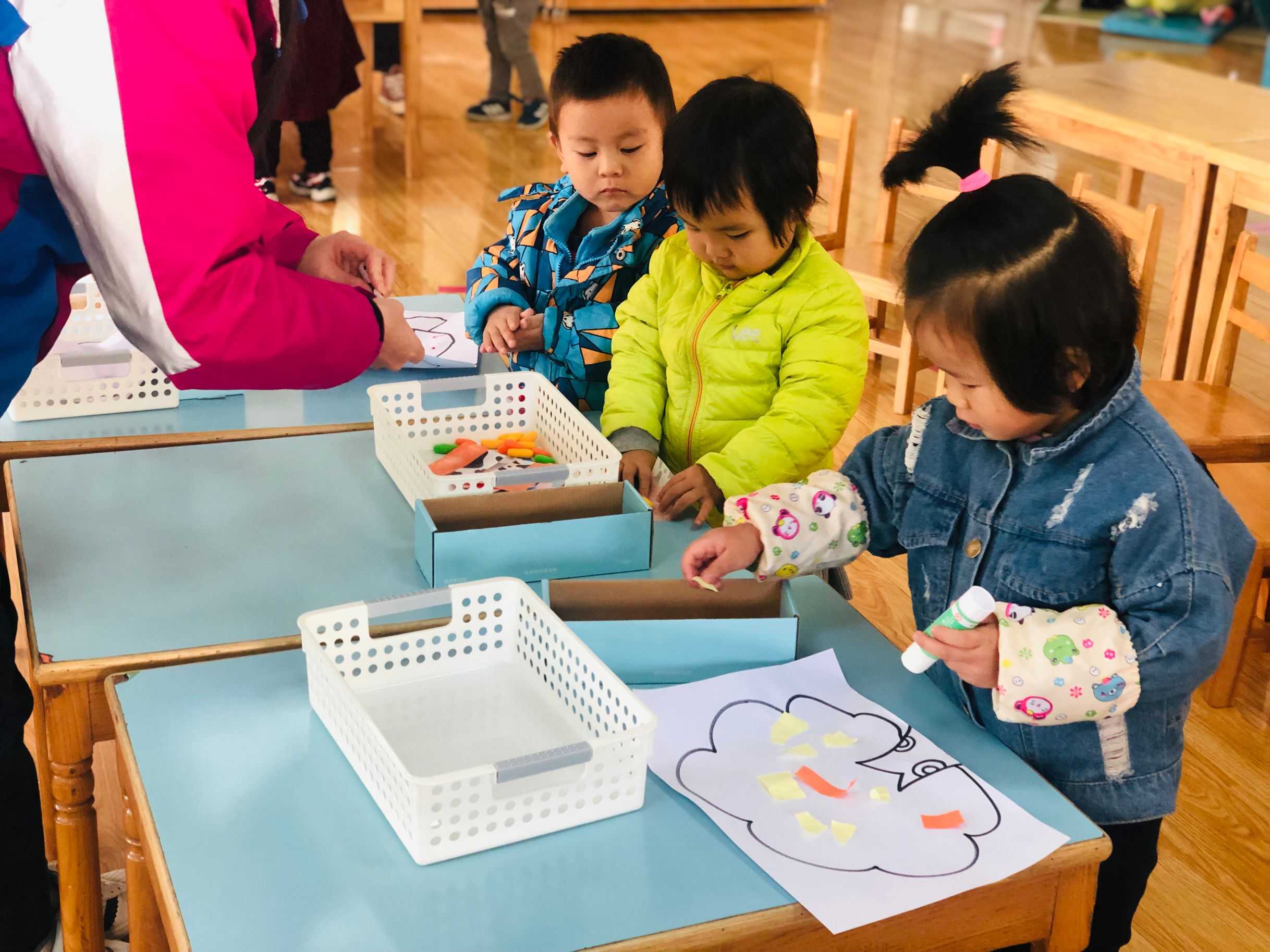 天津供卵代生费用，冻胚解冻后什么时候移植最好？