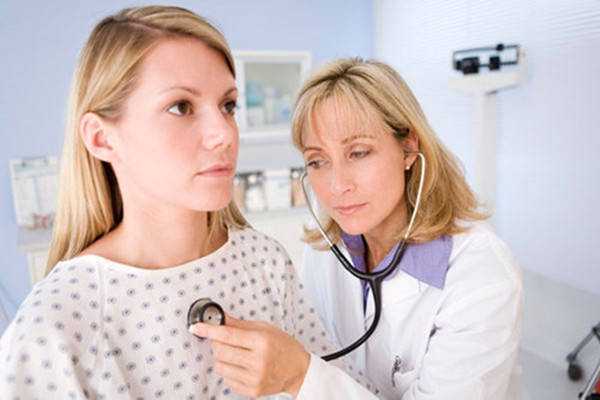 如何用妈富隆来推迟月经呢！妈富隆怎么延迟月经！